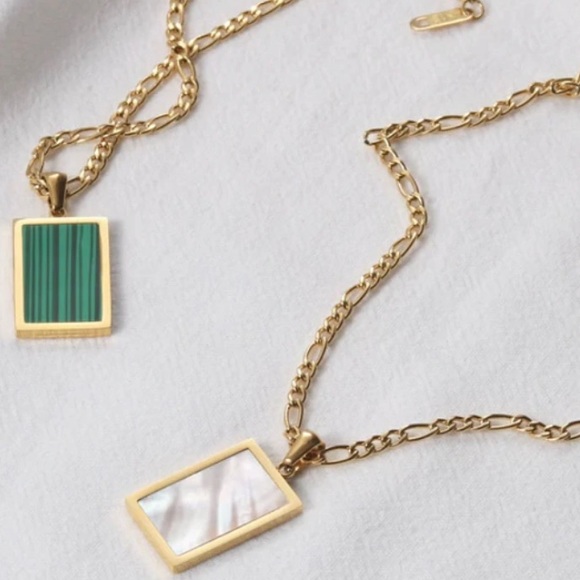 Pearl Rectangle Necklace - Picture 5 of 7